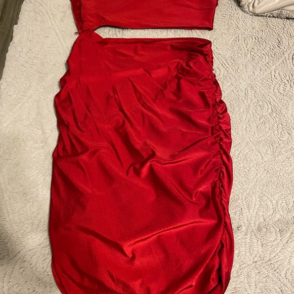 By the way red dress - Picture 2 of 2